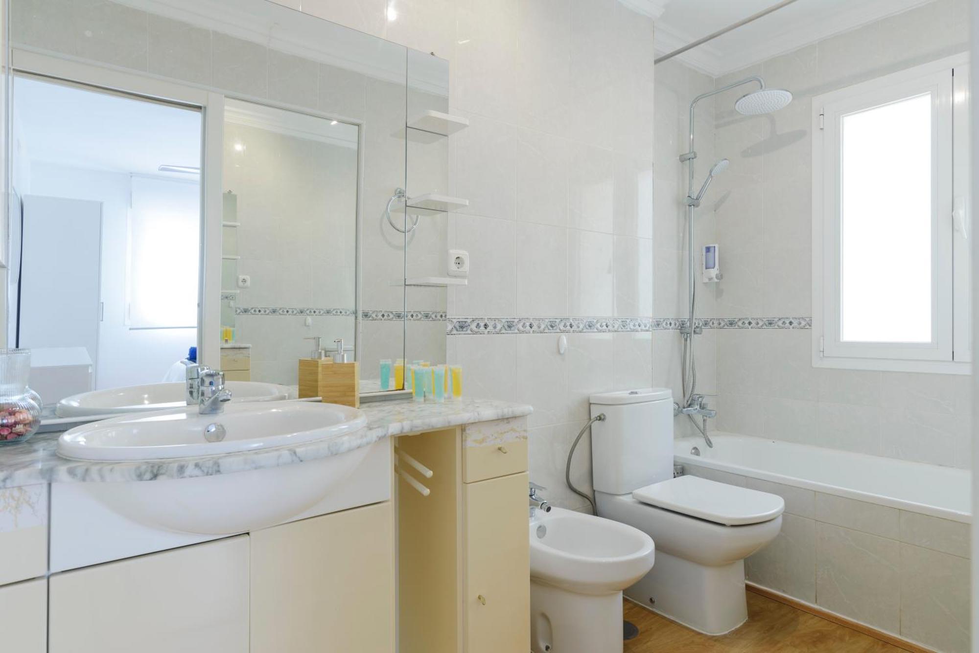 Sea Front Apartment In Marbella Center מראה חיצוני תמונה